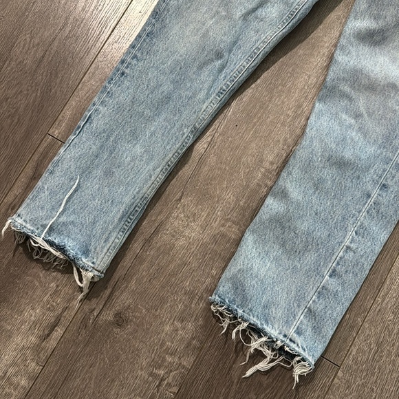 AGOLDE Riley High Rise Straight Crop in Renewal 23 - Picture 6 of 11